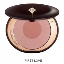 Сухие румяна Charlotte Tilbury Cheek To Chic Swish & Pop Blusher